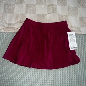 NWT Lululemon High Rise Pleated Tennis Skirt
Size 6